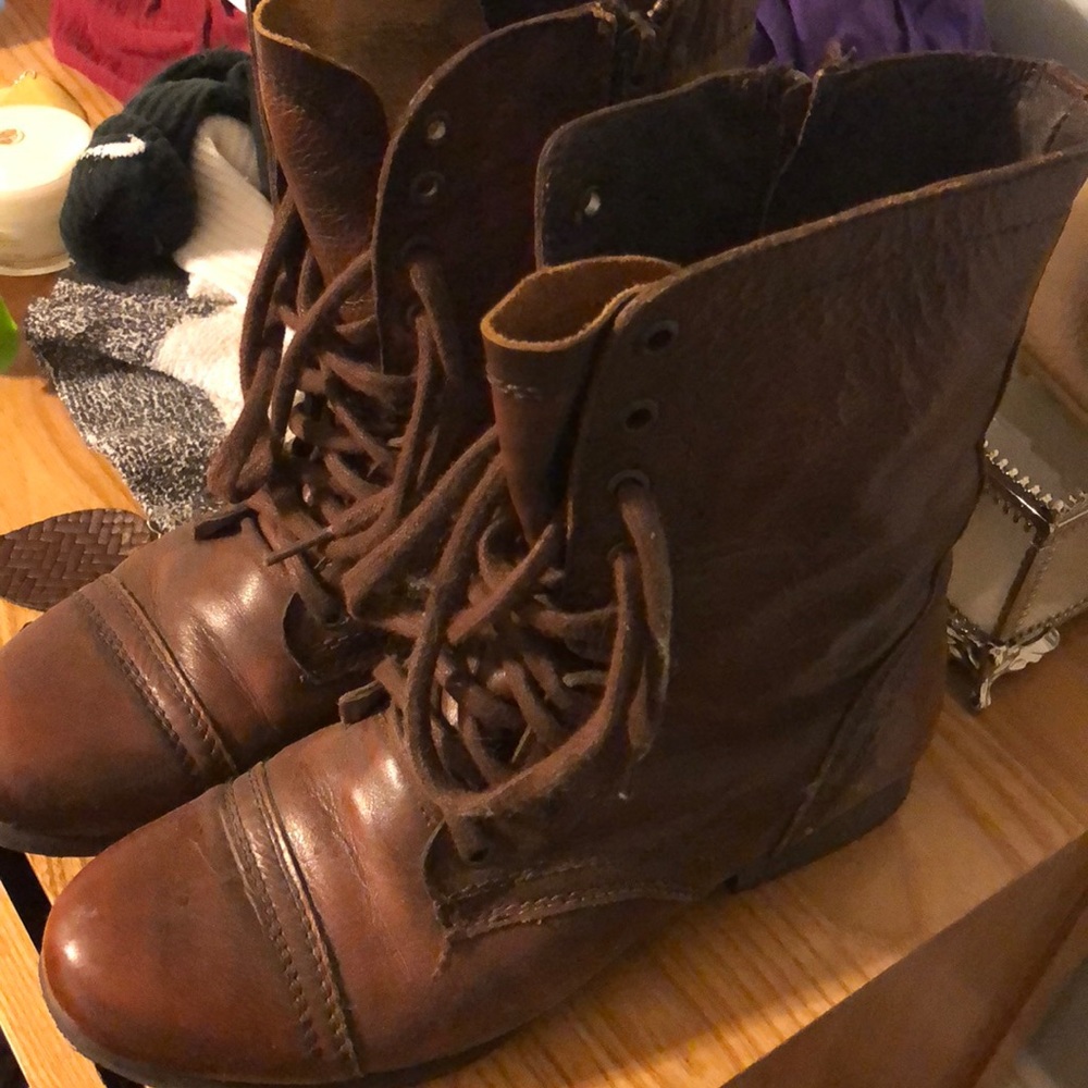 Steve Madden boots